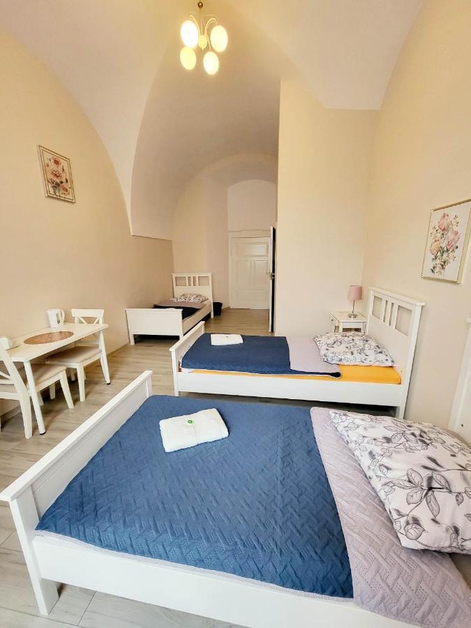 Appartamento Diecezjalny Dom Formacyjny Nysa Esterno foto