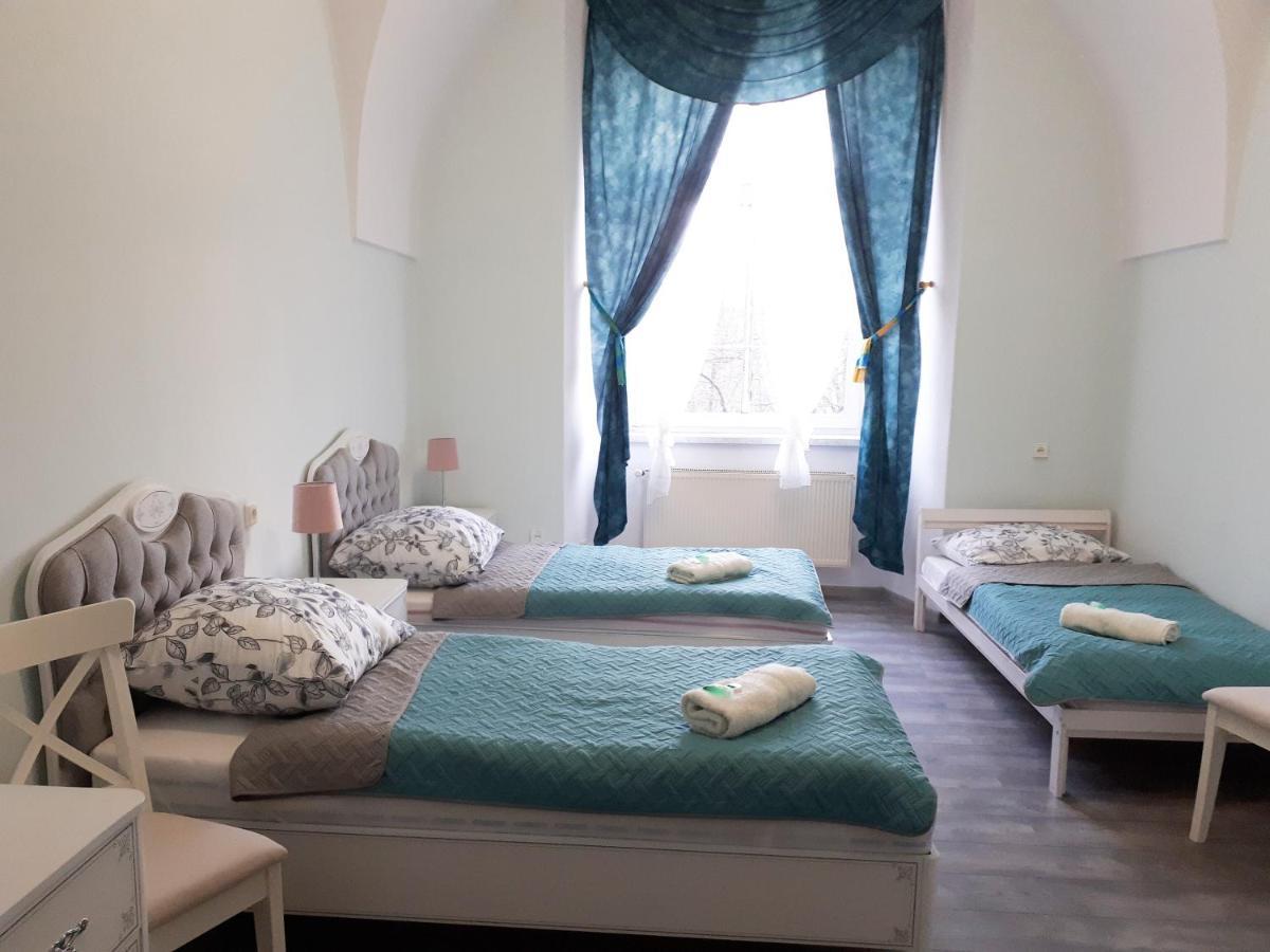 Appartamento Diecezjalny Dom Formacyjny Nysa Esterno foto