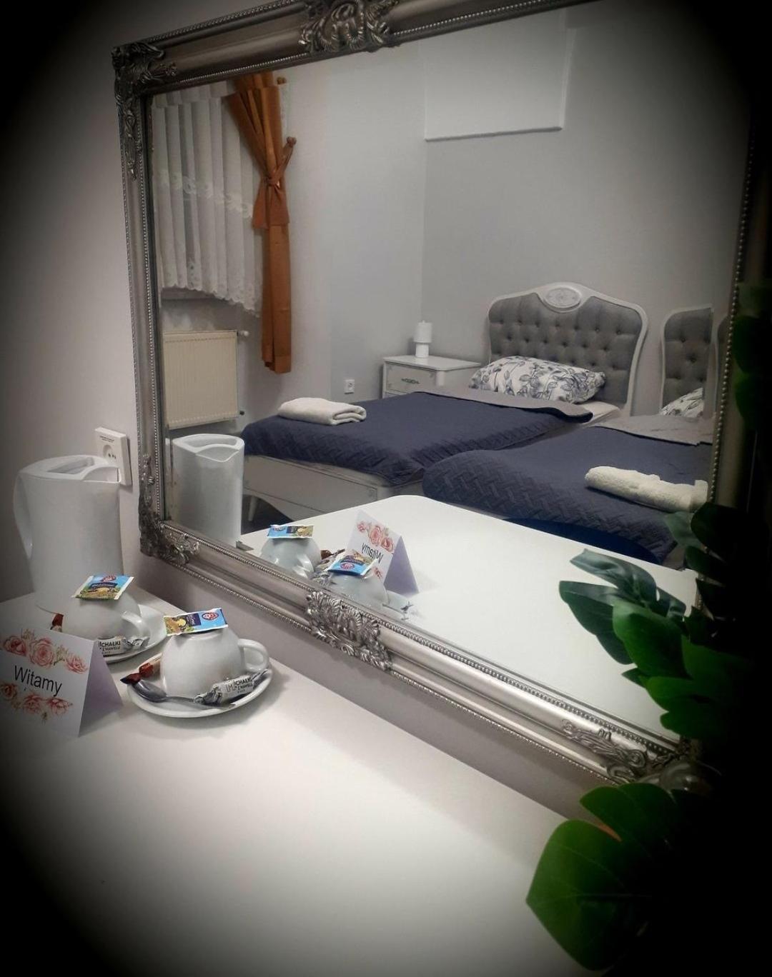Appartamento Diecezjalny Dom Formacyjny Nysa Esterno foto