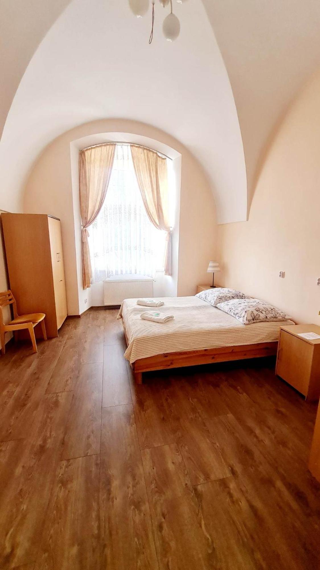 Appartamento Diecezjalny Dom Formacyjny Nysa Esterno foto