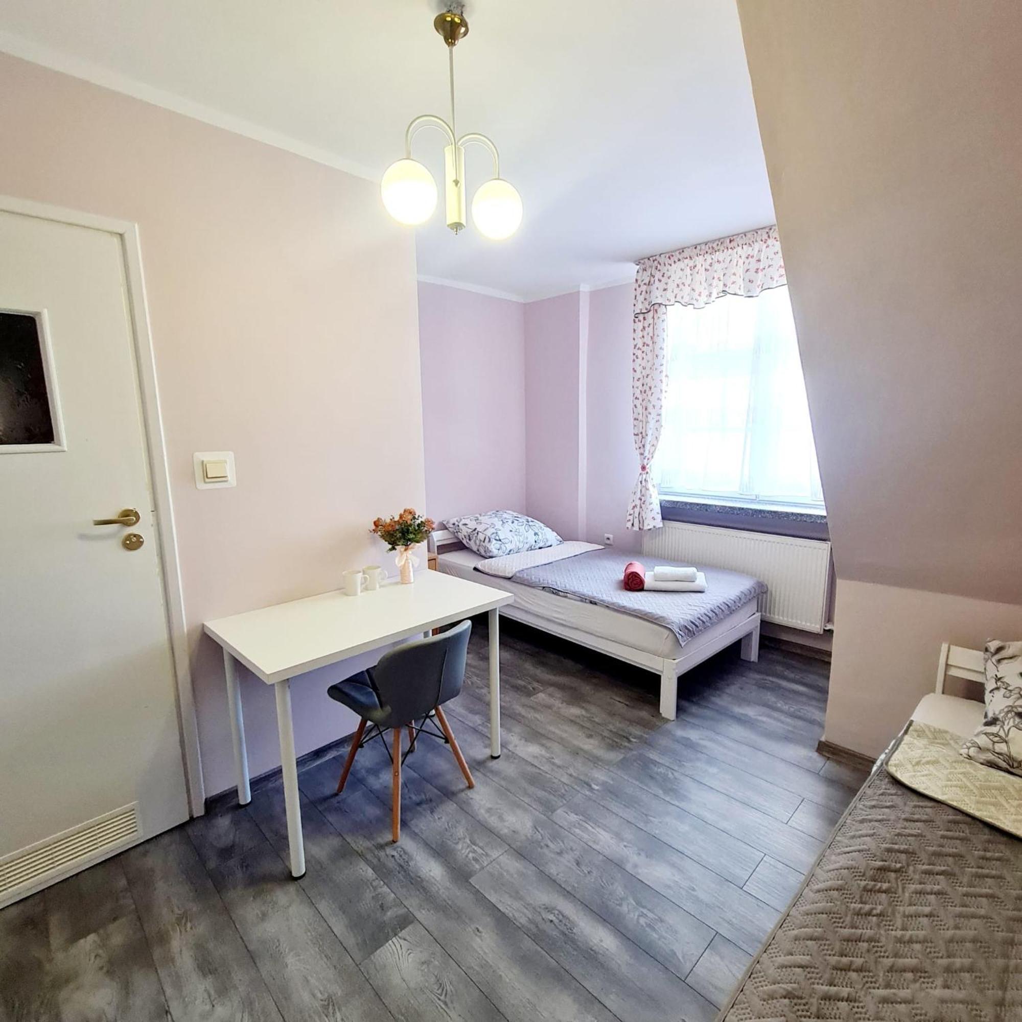 Appartamento Diecezjalny Dom Formacyjny Nysa Esterno foto