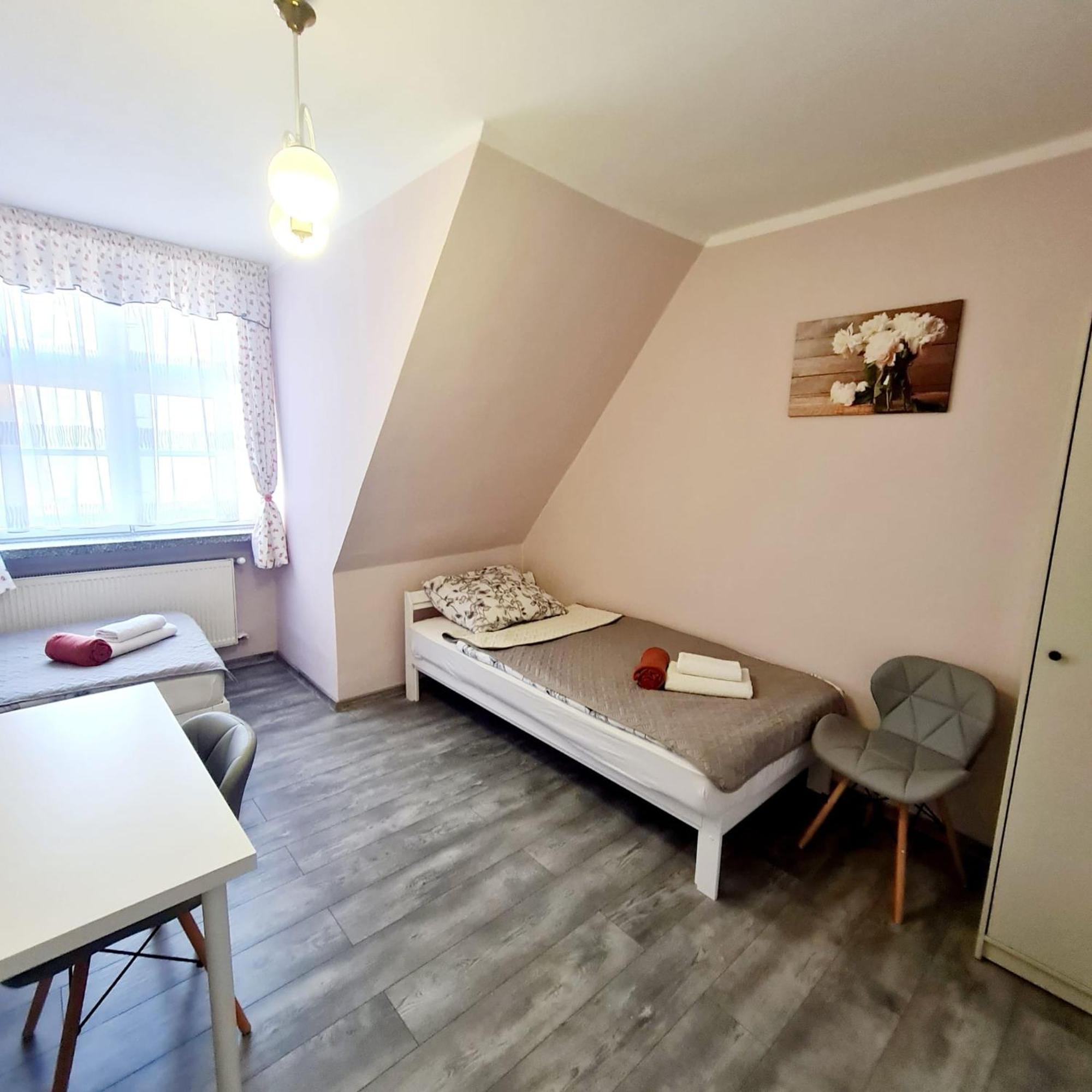 Appartamento Diecezjalny Dom Formacyjny Nysa Esterno foto