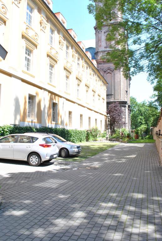 Appartamento Diecezjalny Dom Formacyjny Nysa Esterno foto