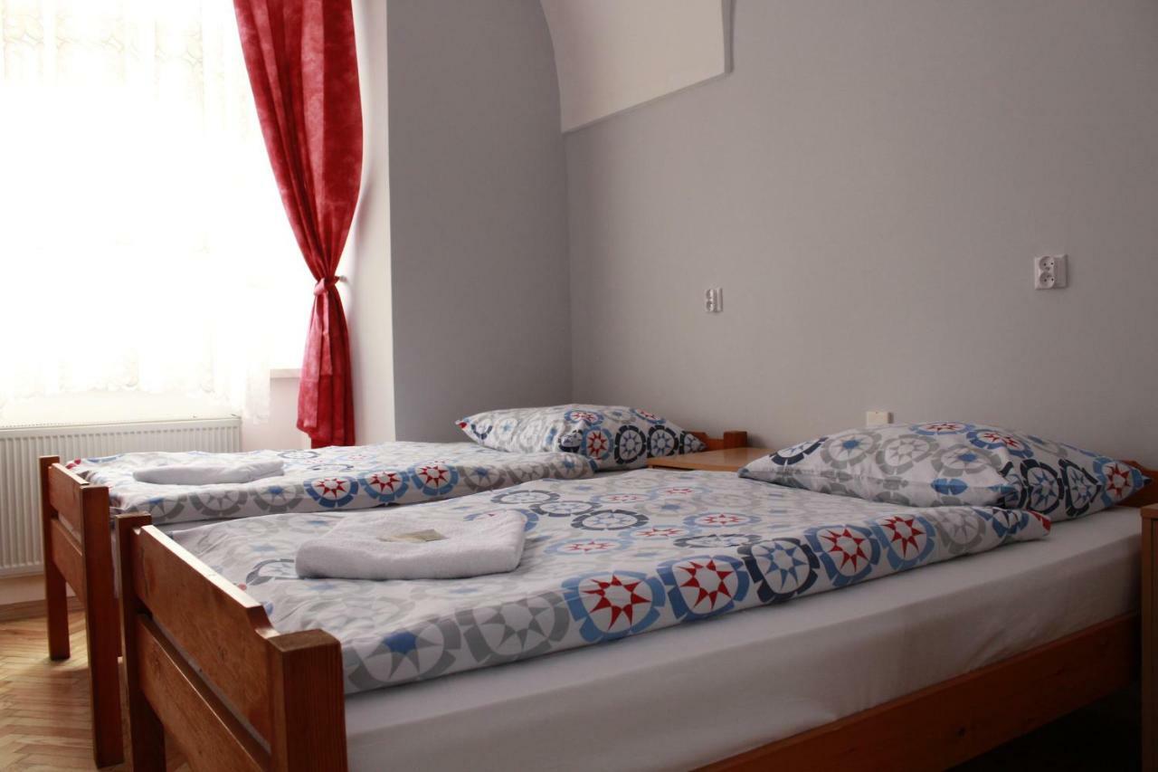 Appartamento Diecezjalny Dom Formacyjny Nysa Esterno foto