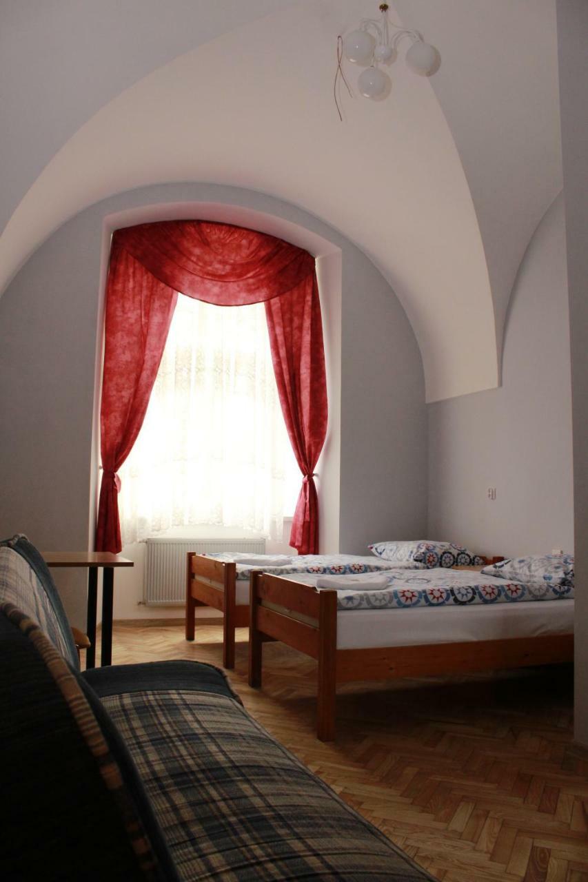 Appartamento Diecezjalny Dom Formacyjny Nysa Esterno foto